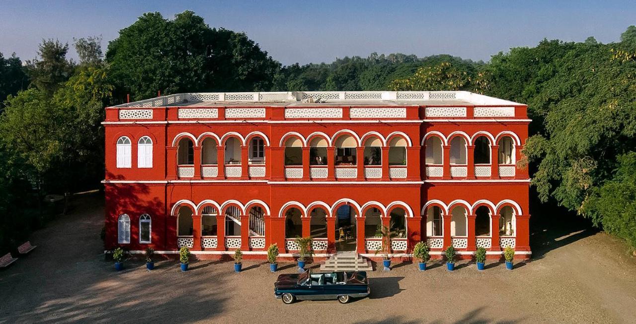 Orchard Palace Gondal Exterior photo